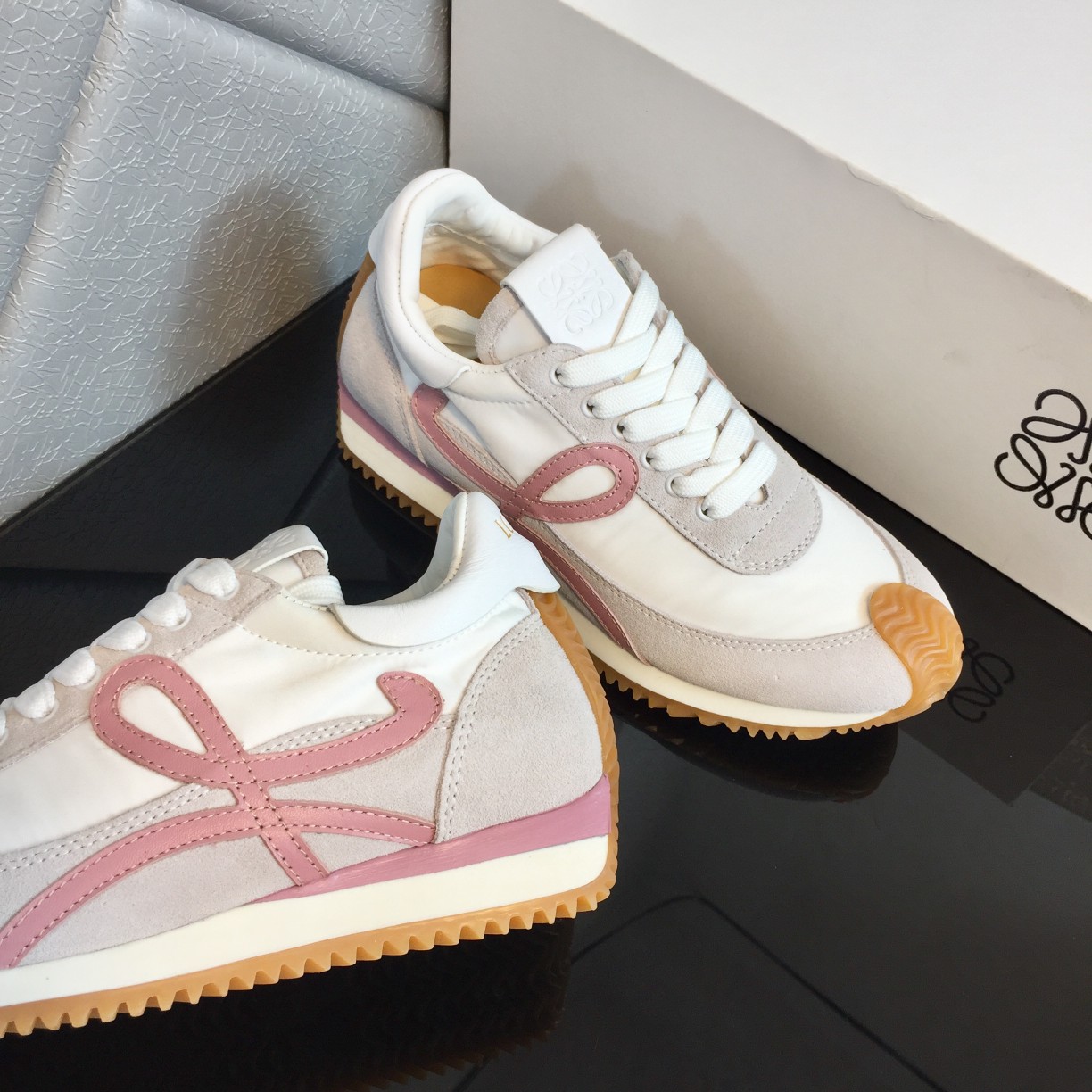 Loewe Flow Runner In Calfskin - DopestKickz