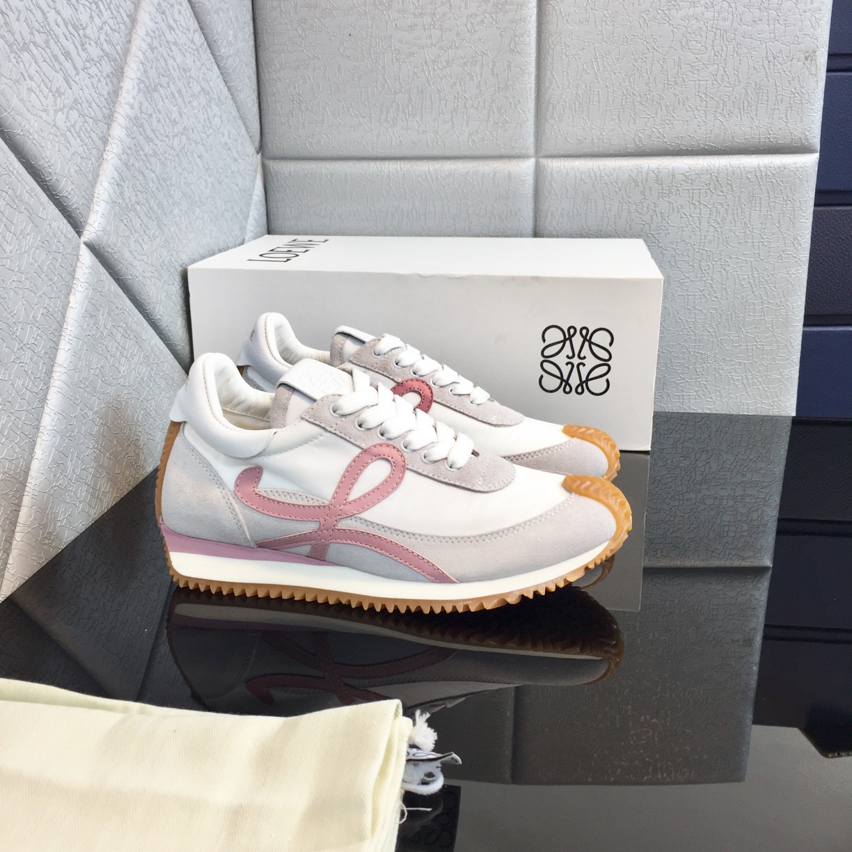 Loewe Flow Runner In Calfskin - DopestKickz