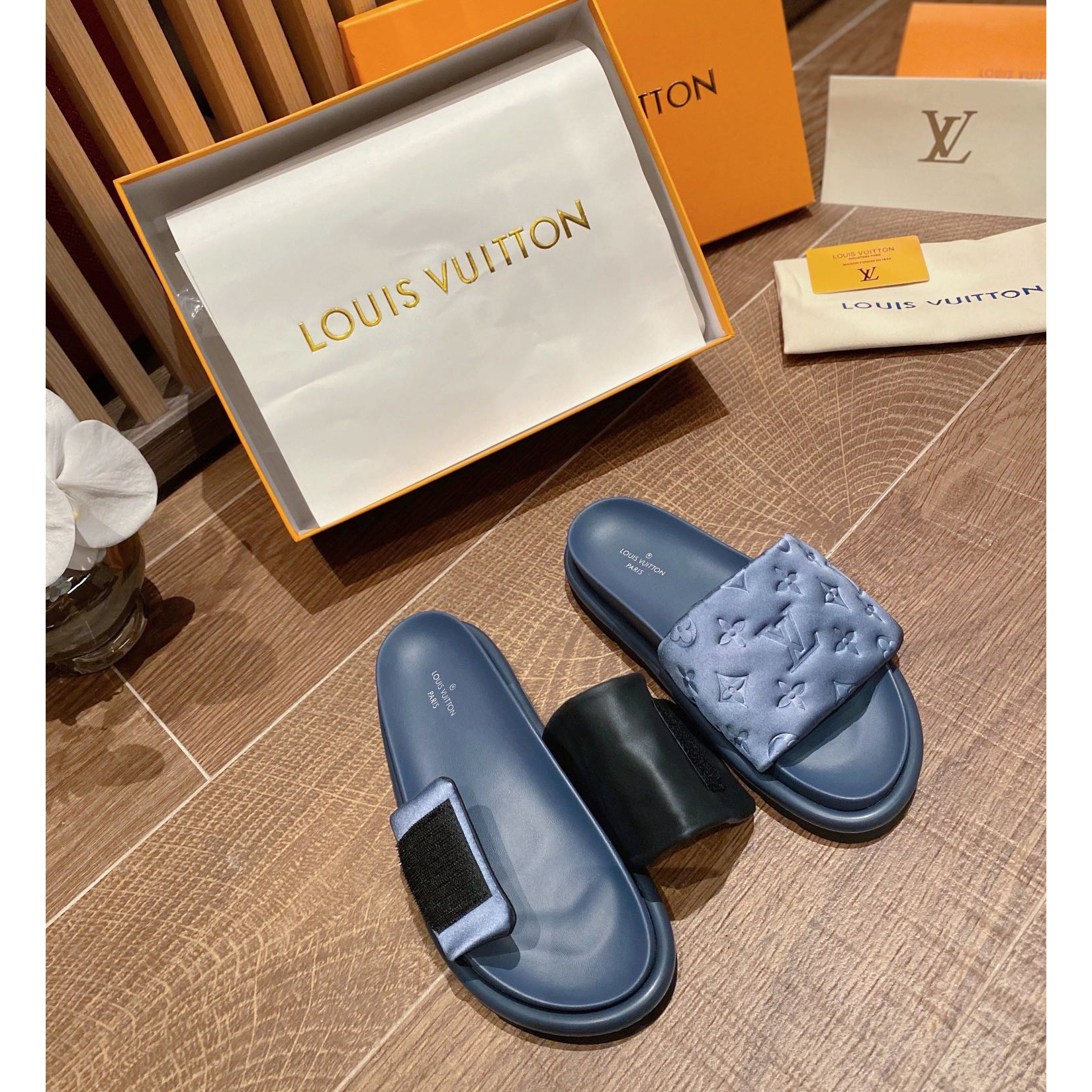 Louis Vuitton Pool Pillow Comfort Mules - DopestKickz