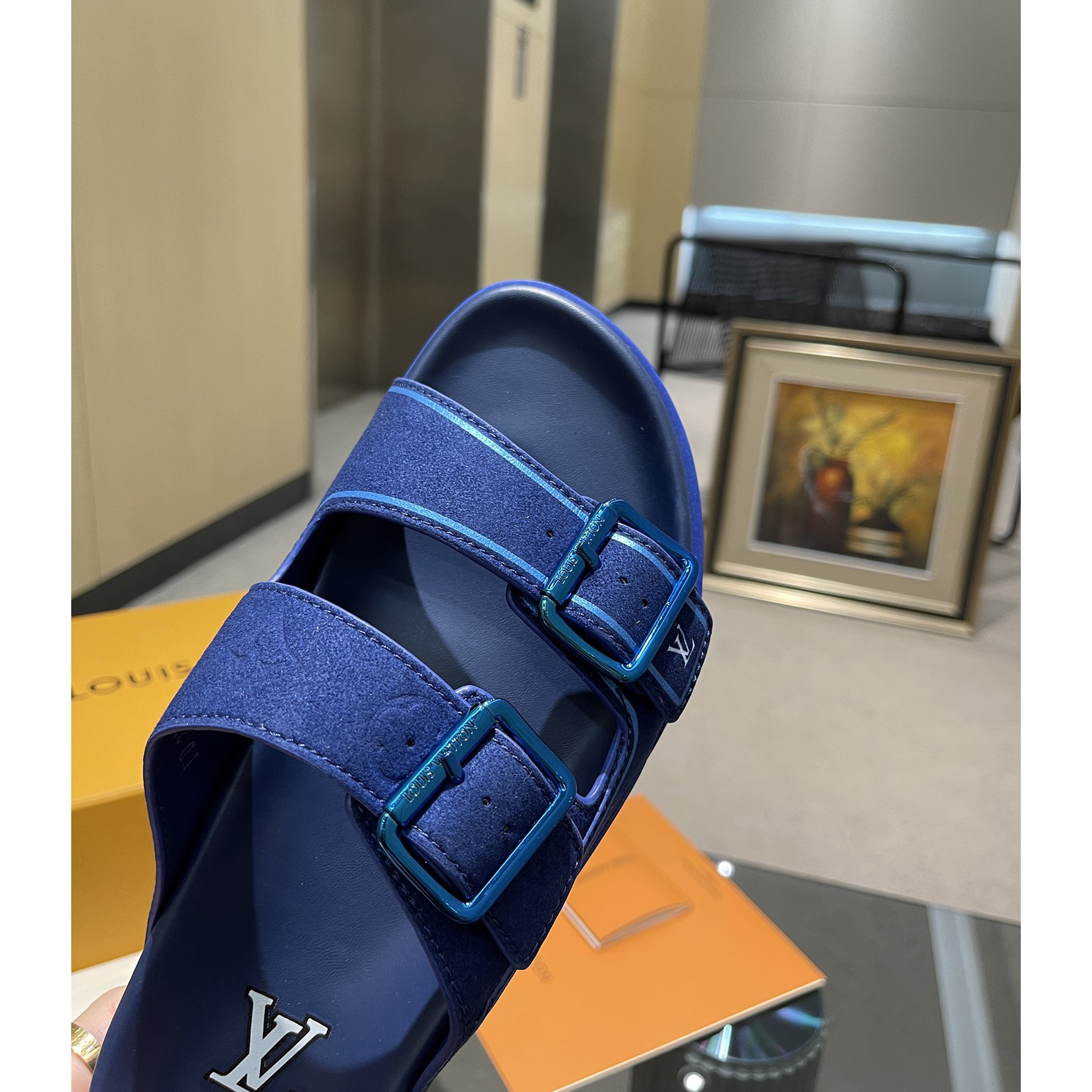 Louis Vuitton Men's Trainer Slippers - DopestKickz