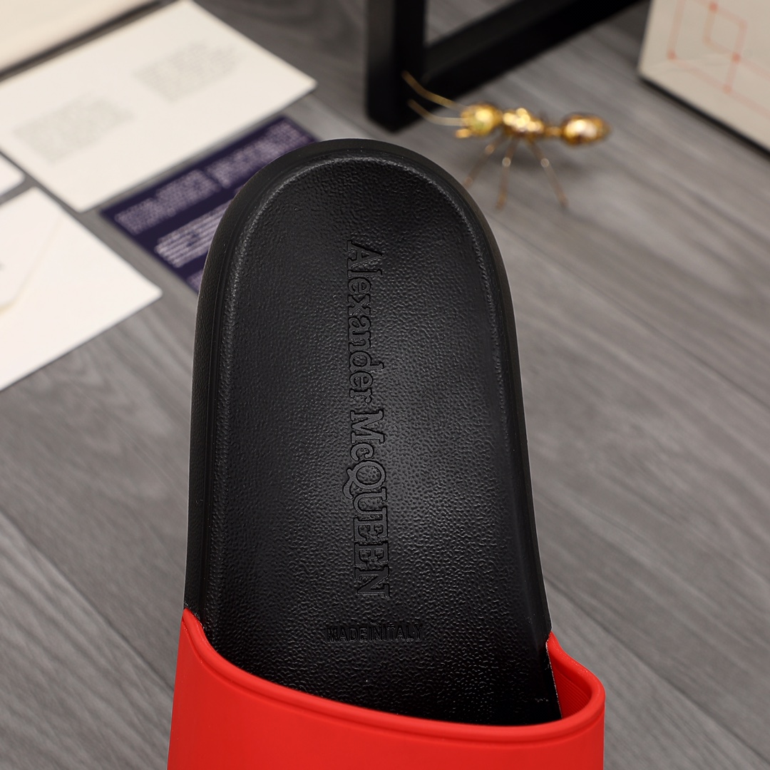 Alexander Mqueen Logo Slipper - DopestKickz