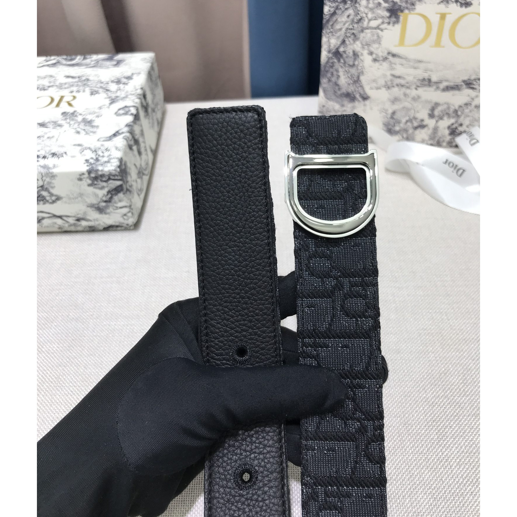 Dior Leather Belt With 'D' Buckle - DopestKickz