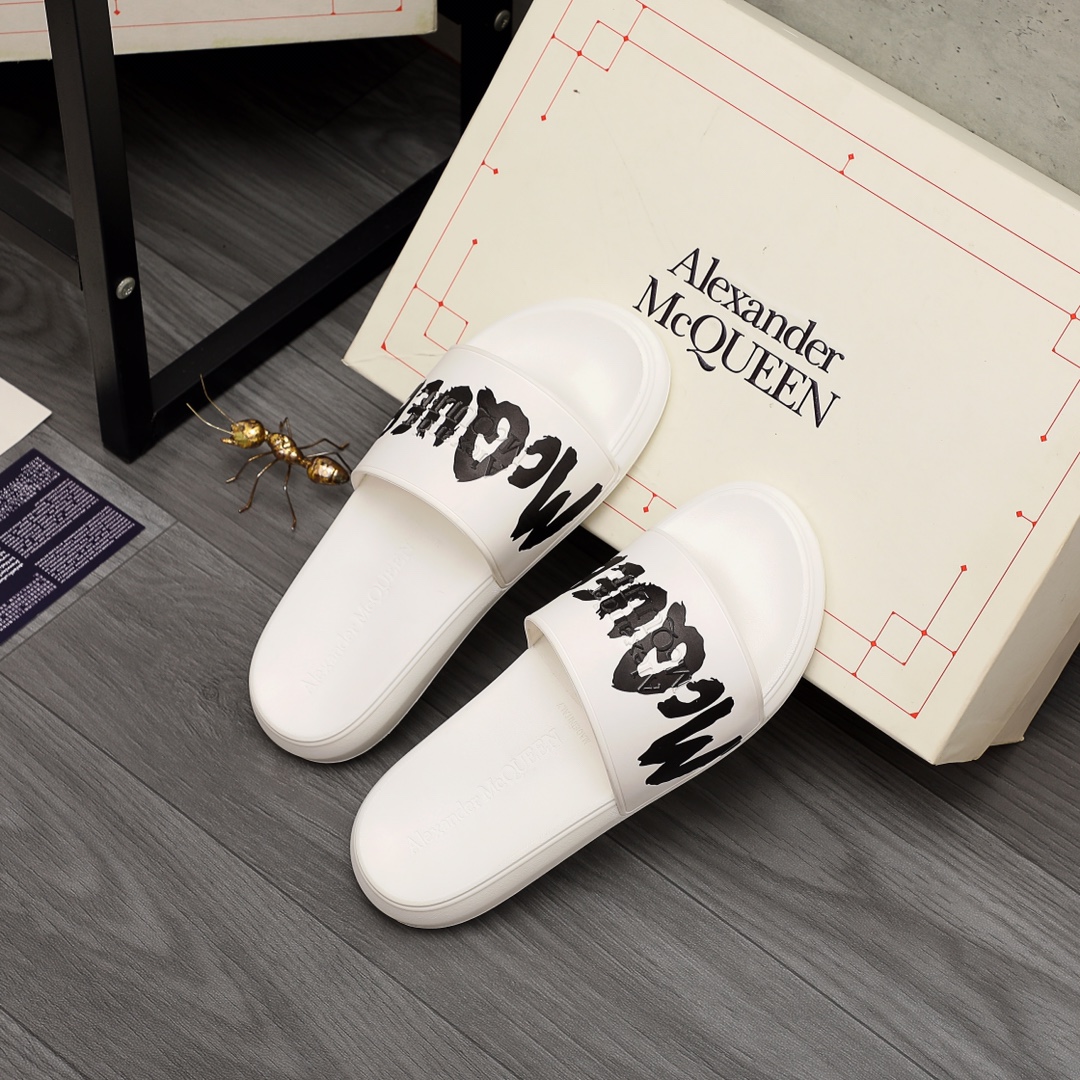 Alexander Mqueen Logo Slipper - DopestKickz