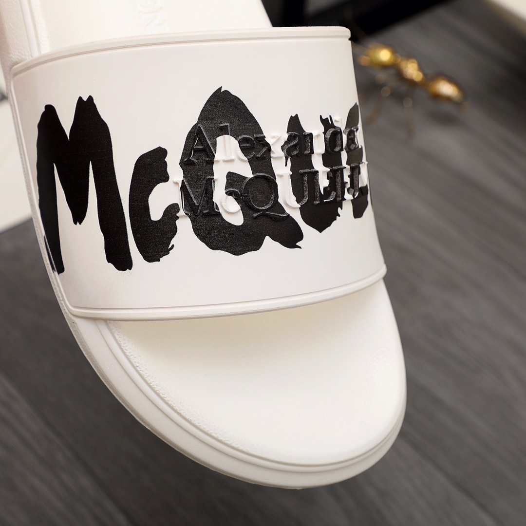 Alexander Mqueen Logo Slipper - DopestKickz