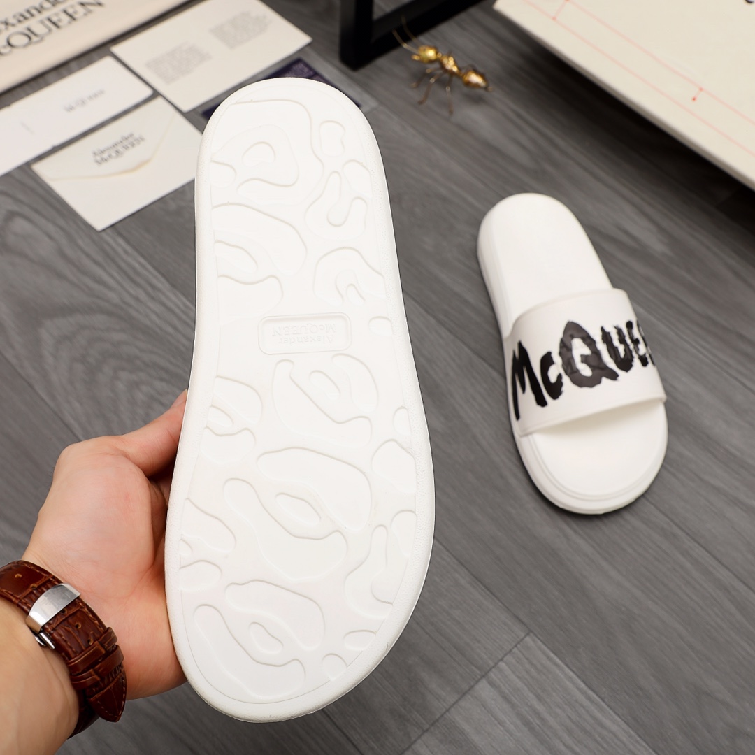 Alexander Mqueen Logo Slipper - DopestKickz