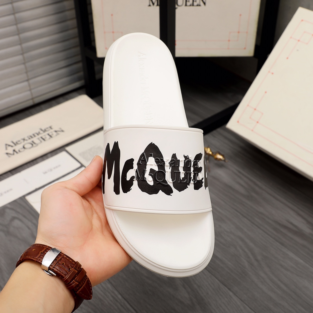 Alexander Mqueen Logo Slipper - DopestKickz