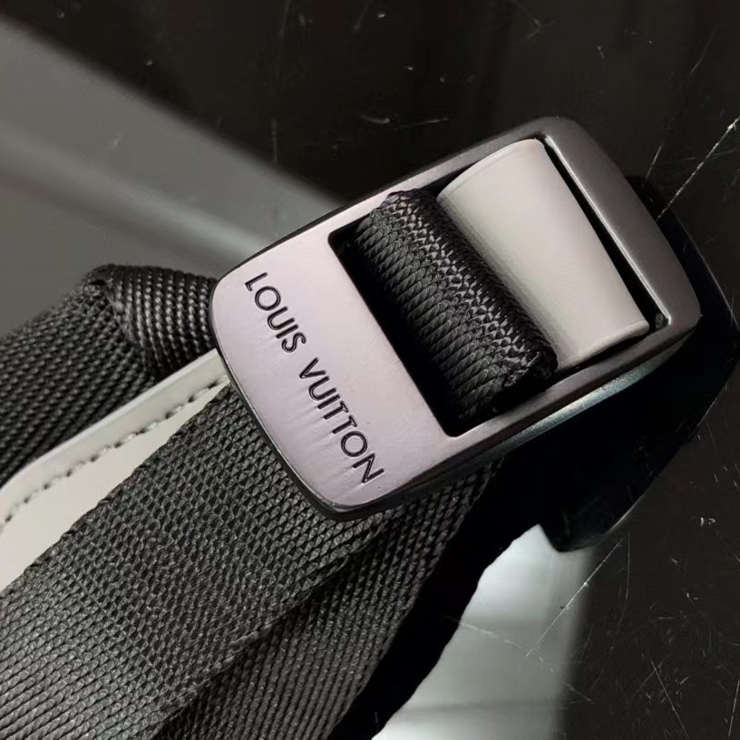 Louis Vuitton Monogram Backpack (33-41-18cm)   M46019 - DopestKickz