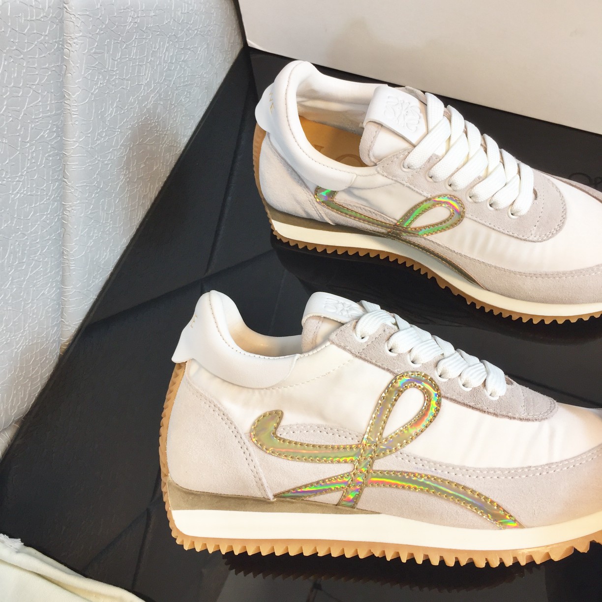 Loewe Flow Runner In Calfskin - DopestKickz