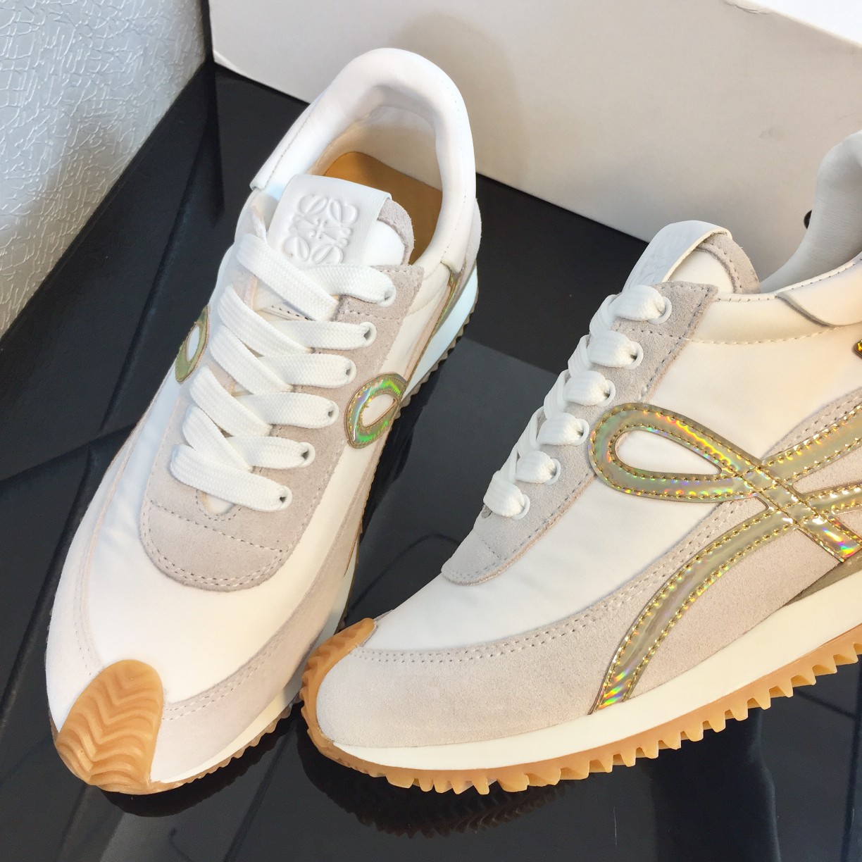 Loewe Flow Runner In Calfskin - DopestKickz