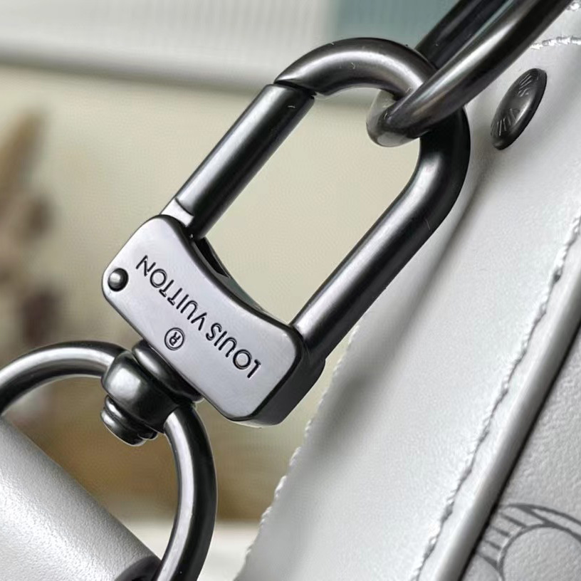 Louis Vuitton Duo Messenger(26-18.5-5cm)  m46104 - DopestKickz