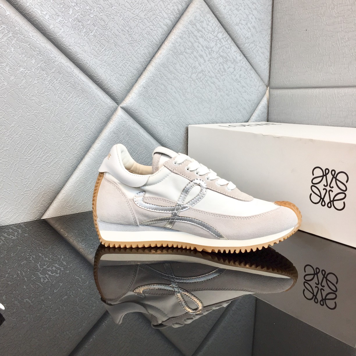 Loewe Flow Runner In Calfskin - DopestKickz