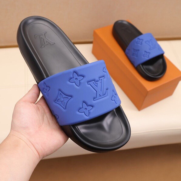 Louis Vuitton Monogram Slippers - DopestKickz