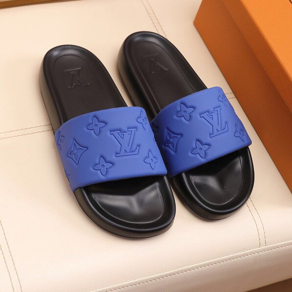 Louis Vuitton Monogram Slippers - DopestKickz