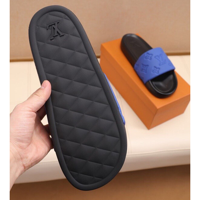 Louis Vuitton Monogram Slippers - DopestKickz