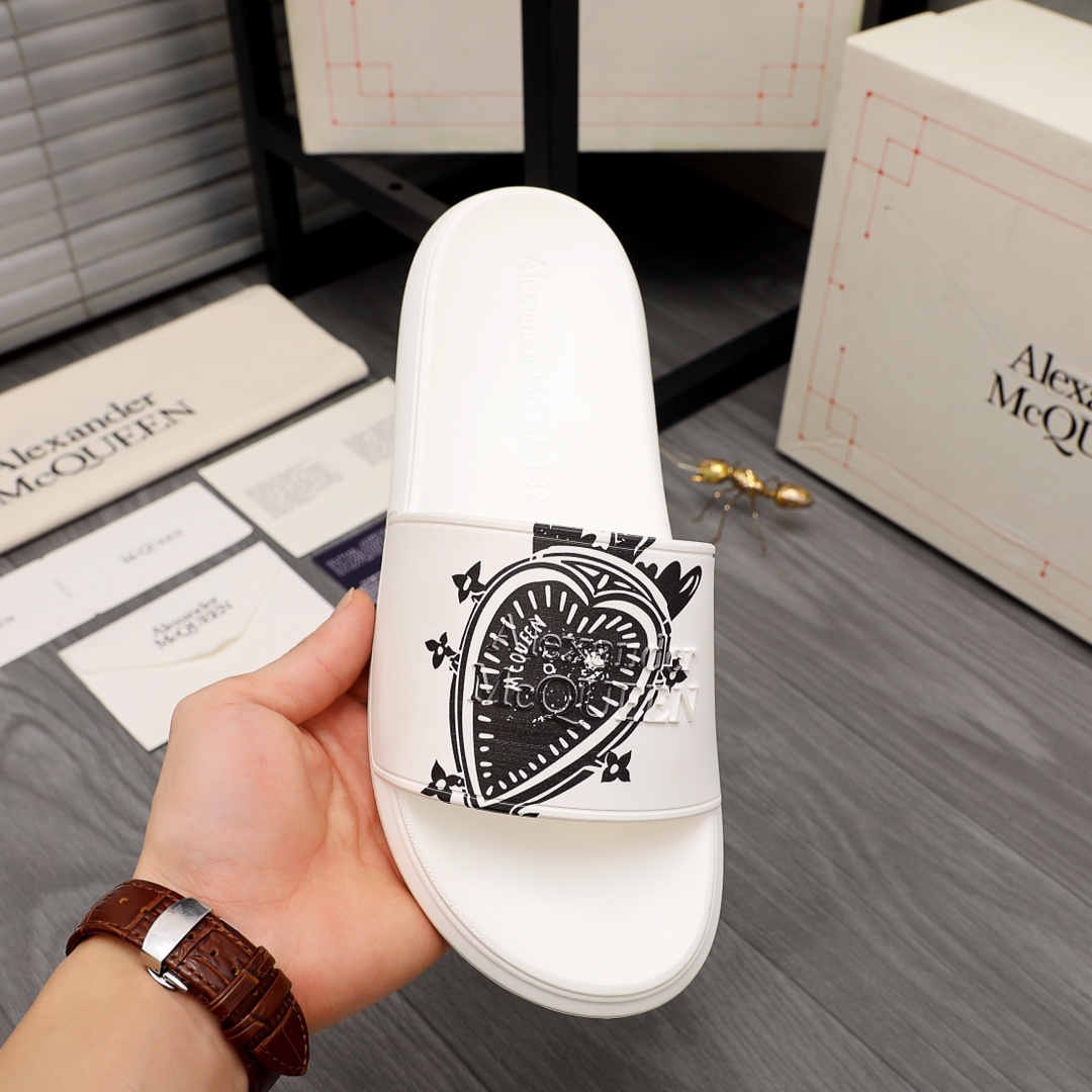 Alexander Mqueen Logo Slipper - DopestKickz