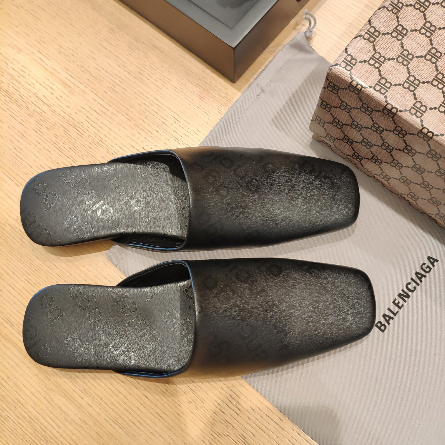 Balenciaga Logo  Leather Backless Loafers - DopestKickz