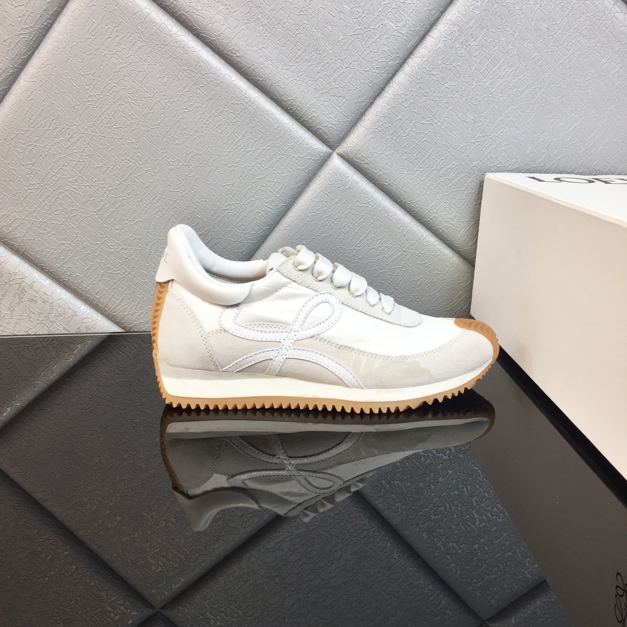 Loewe Flow Runner In Calfskin - DopestKickz