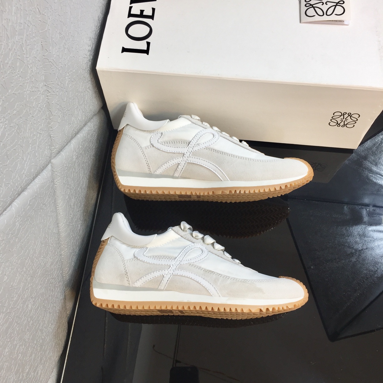 Loewe Flow Runner In Calfskin - DopestKickz