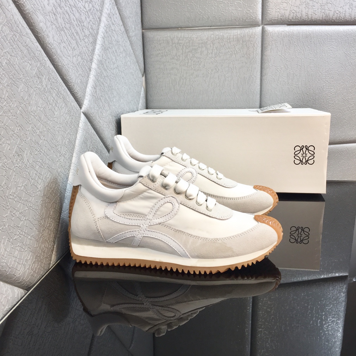 Loewe Flow Runner In Calfskin - DopestKickz