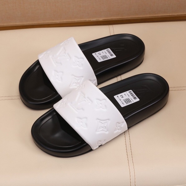 Louis Vuitton Monogram Slippers - DopestKickz