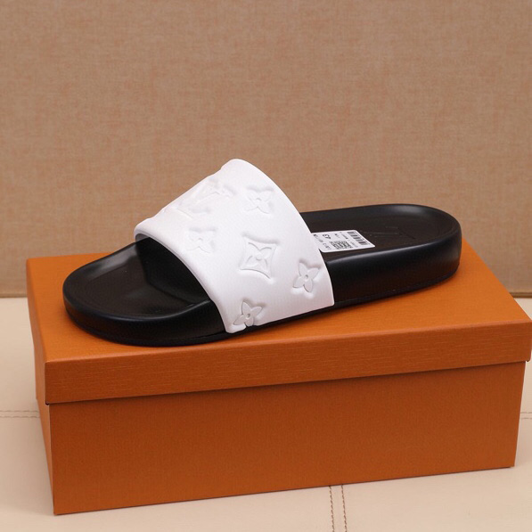Louis Vuitton Monogram Slippers - DopestKickz