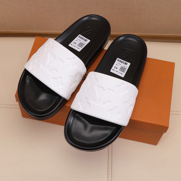 Louis Vuitton Monogram Slippers - DopestKickz