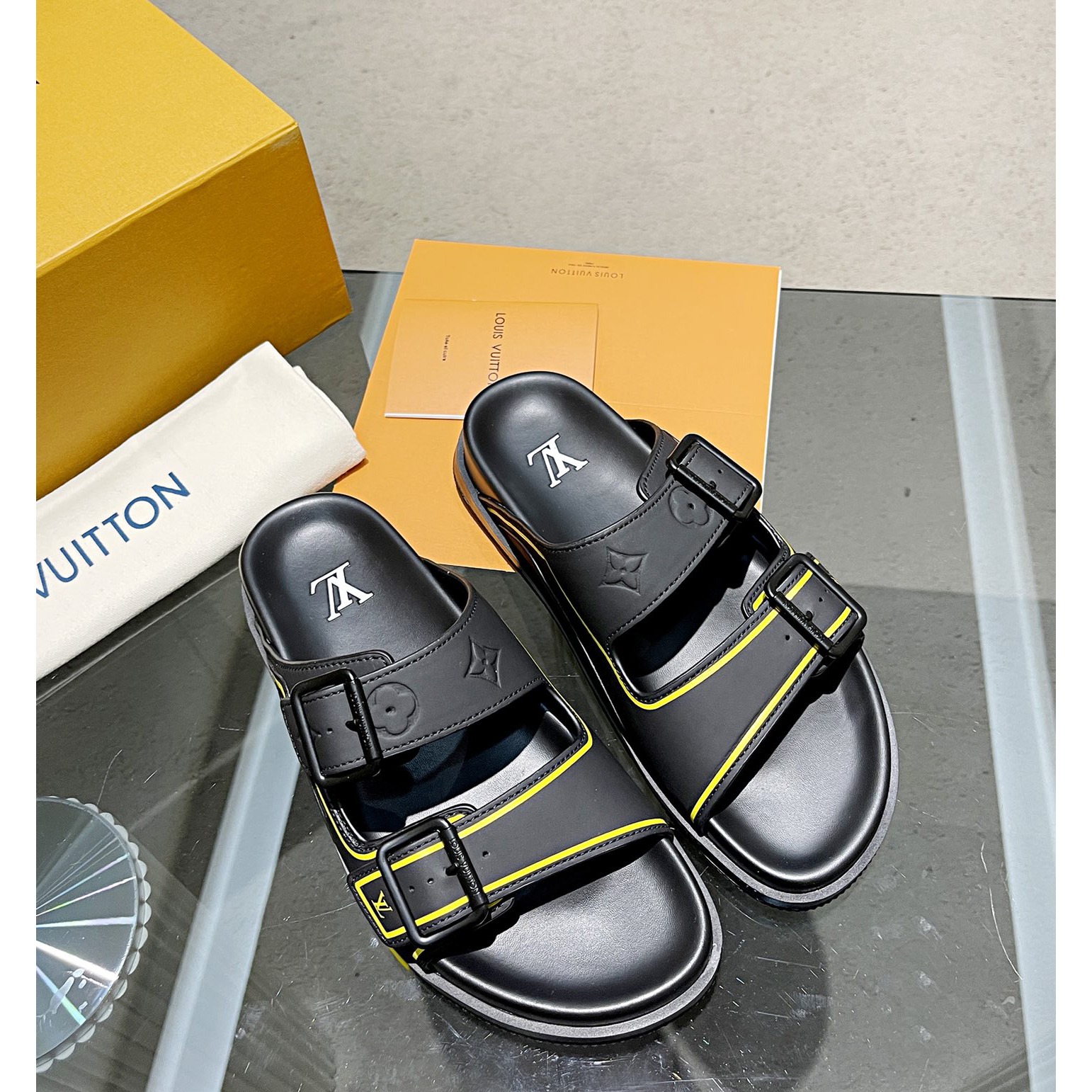 Louis Vuitton Men's Trainer Slippers - DopestKickz