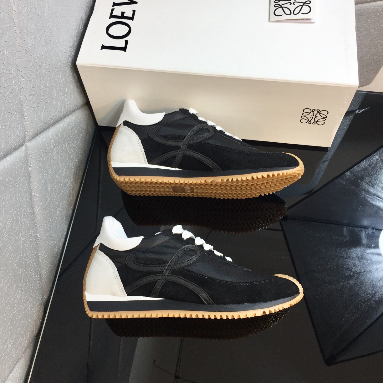 Loewe Flow Runner In Calfskin - DopestKickz