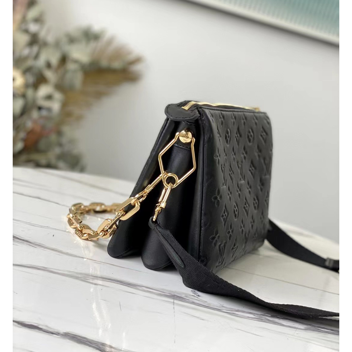 Louis Vuitton Monogram Shoulder Bag（26-20-12CM） - DopestKickz