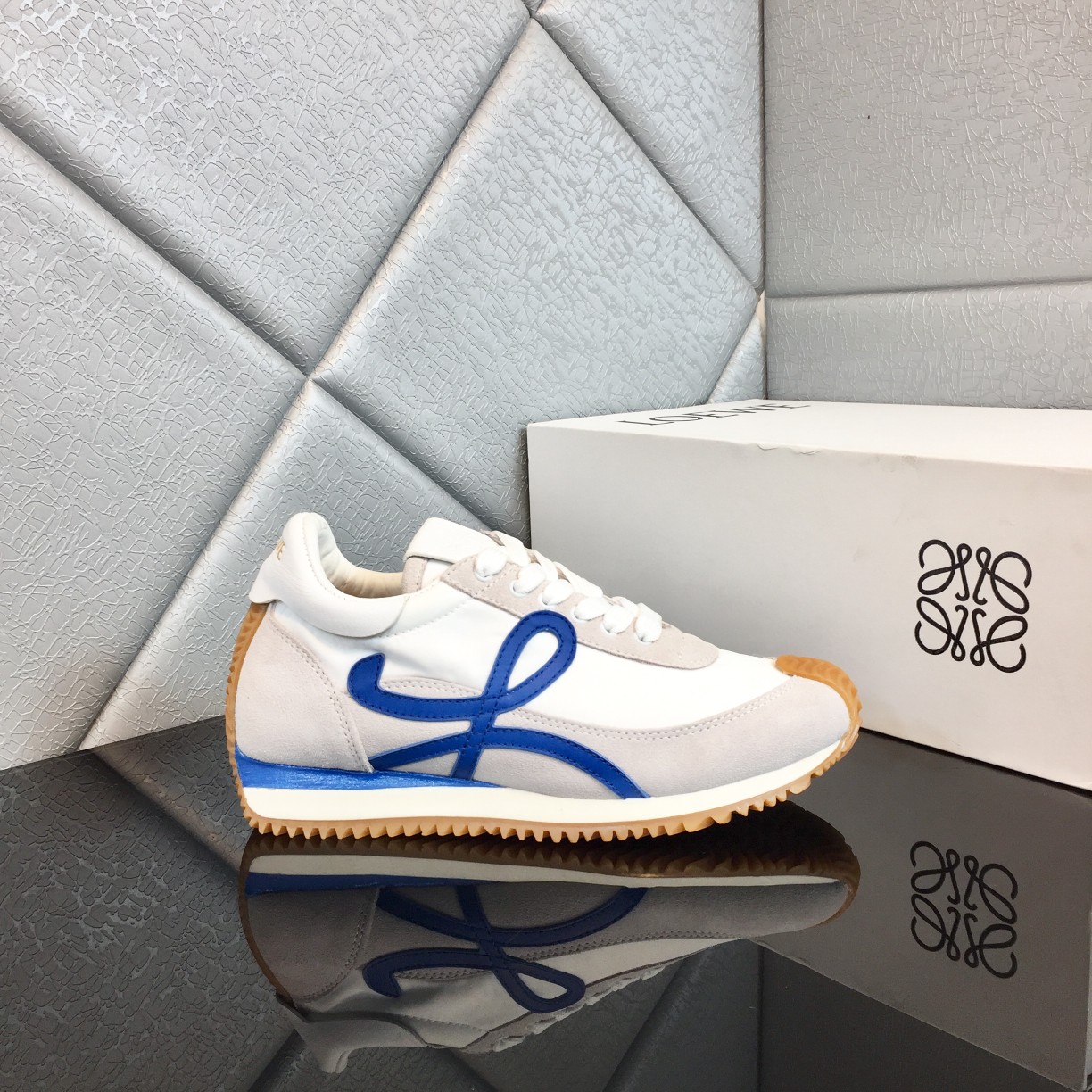 Loewe Flow Runner In Calfskin - DopestKickz