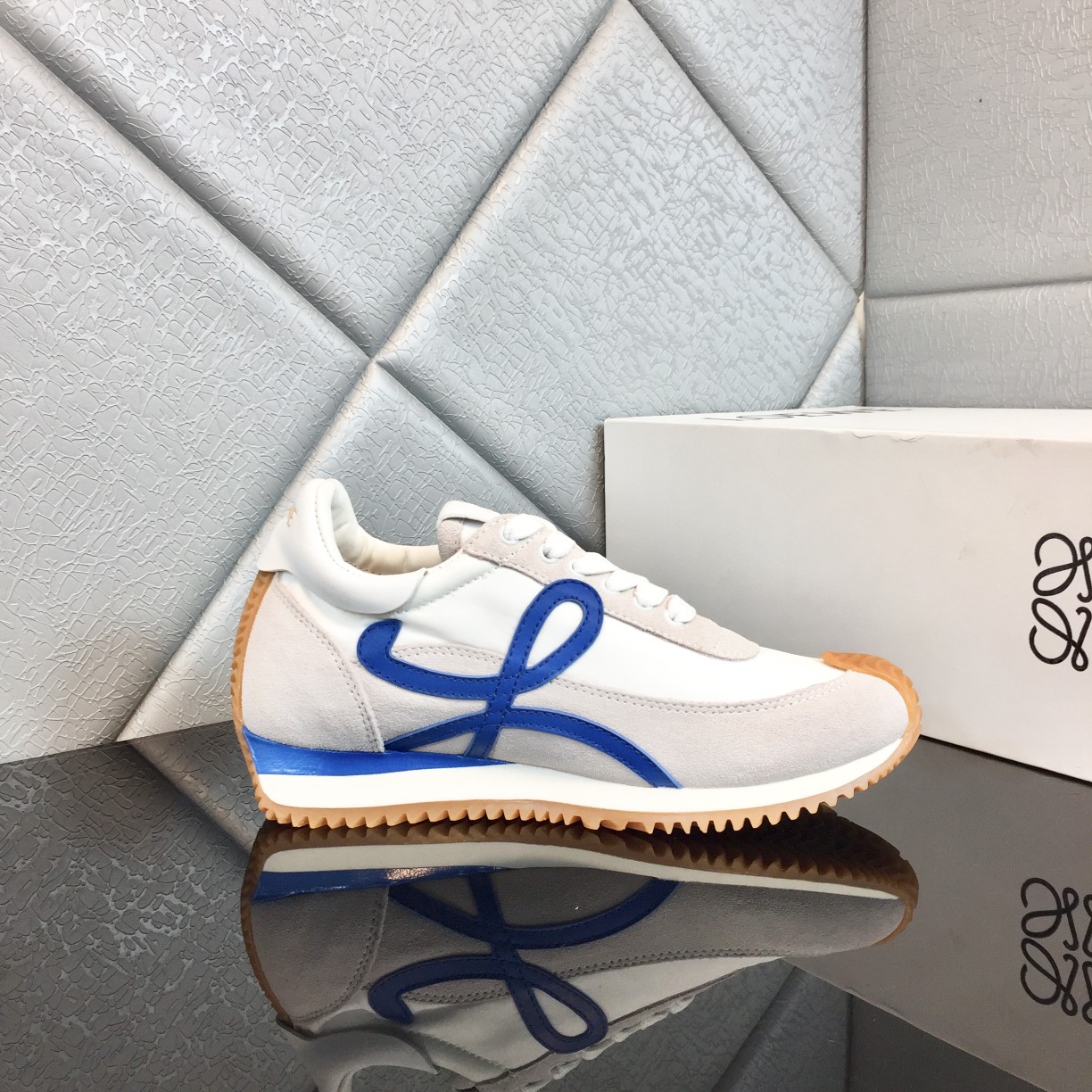 Loewe Flow Runner In Calfskin - DopestKickz