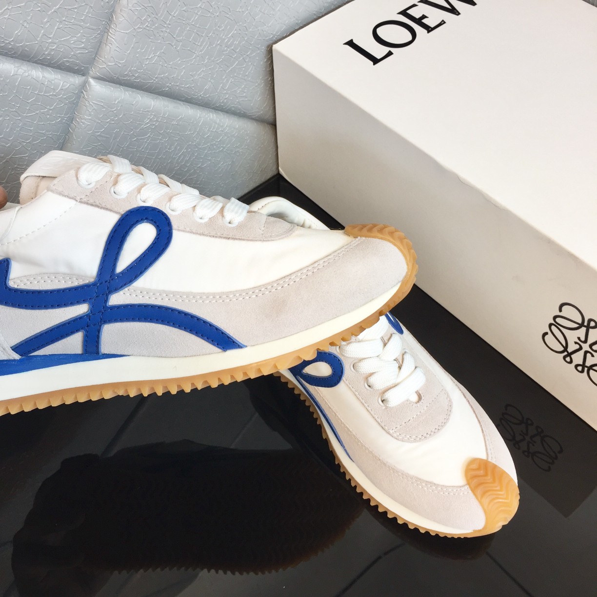 Loewe Flow Runner In Calfskin - DopestKickz