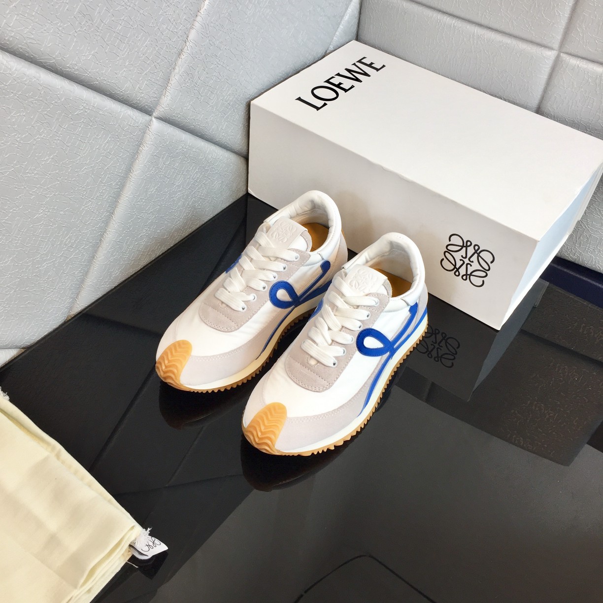 Loewe Flow Runner In Calfskin - DopestKickz