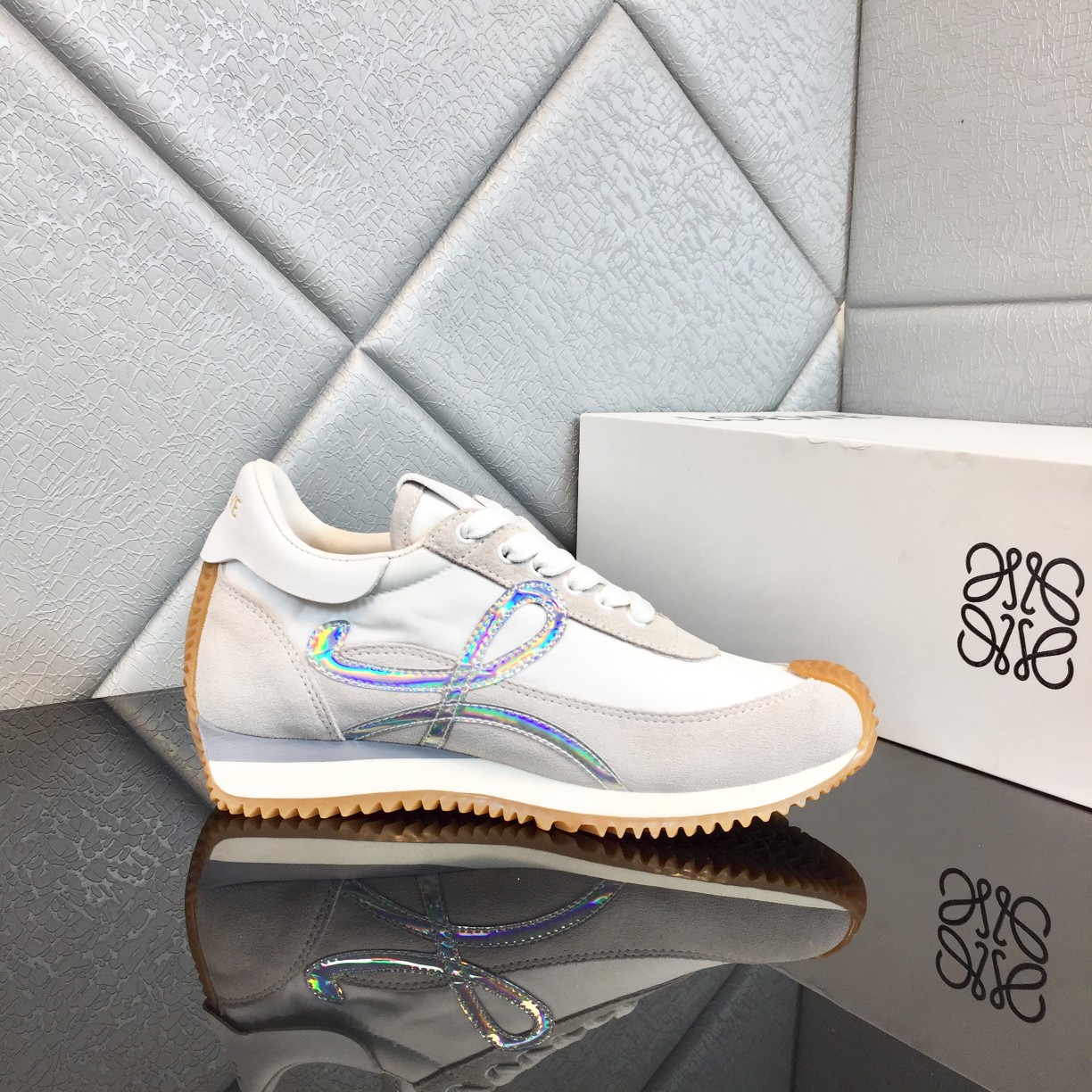 Loewe Flow Runner In Calfskin - DopestKickz