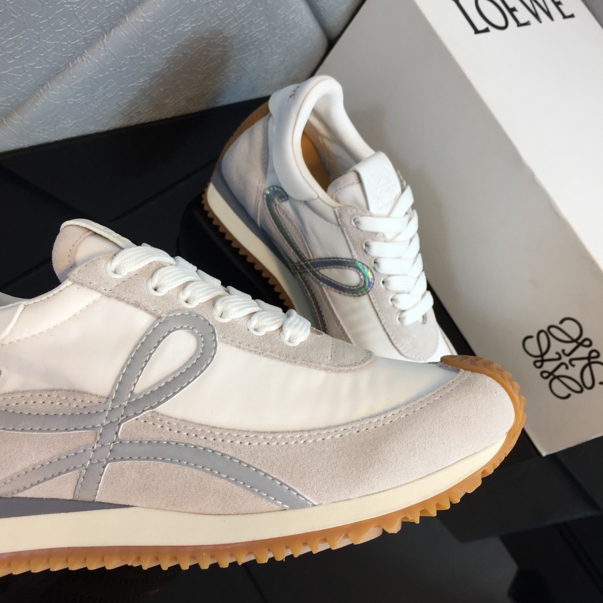 Loewe Flow Runner In Calfskin - DopestKickz