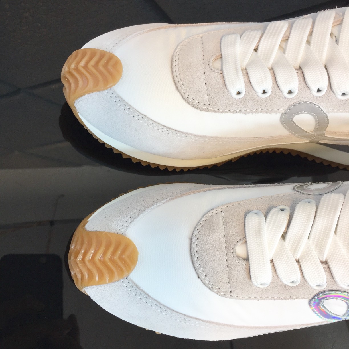 Loewe Flow Runner In Calfskin - DopestKickz