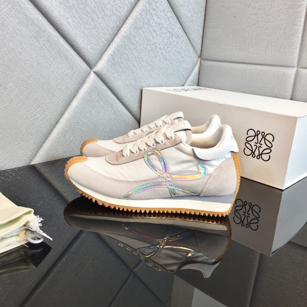 Loewe Flow Runner In Calfskin - DopestKickz