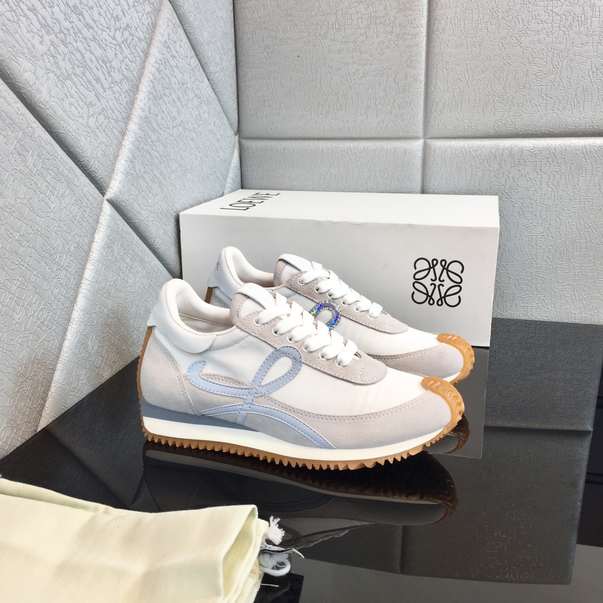 Loewe Flow Runner In Calfskin - DopestKickz