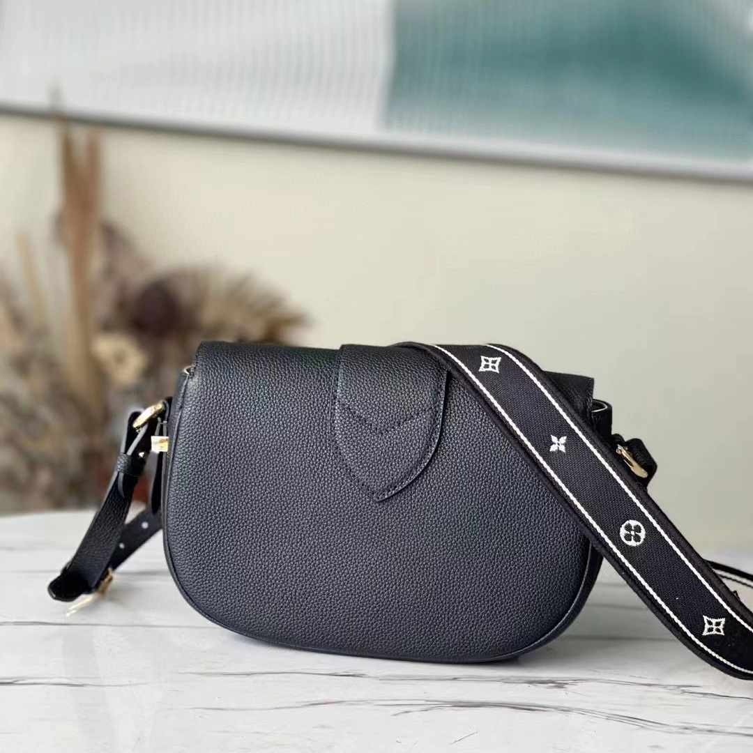 Louis Vuitton  Black Shoulder Bag （25-17.5-8CM） - DopestKickz