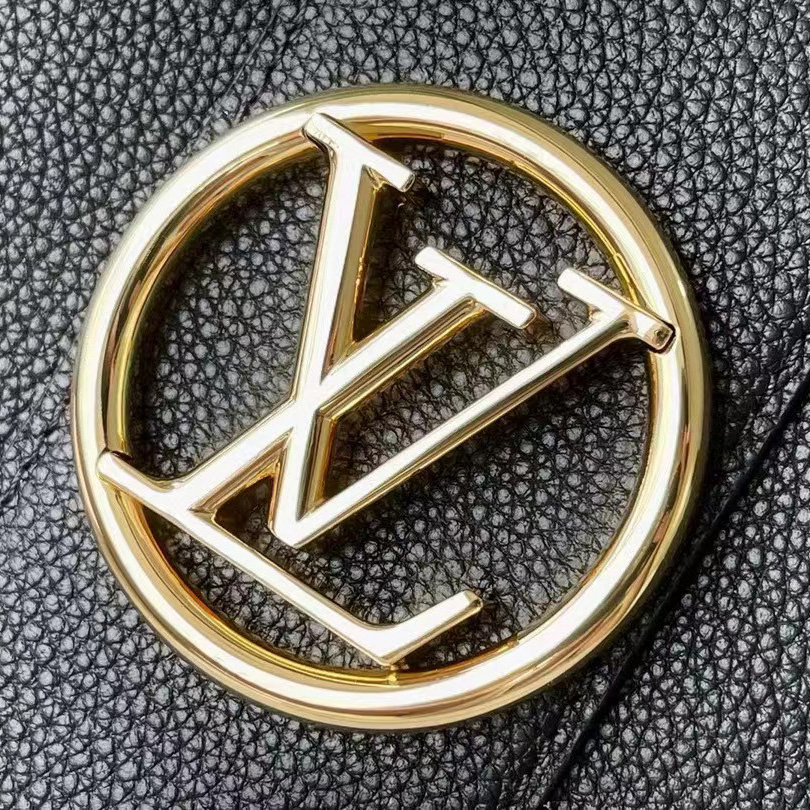 Louis Vuitton  Black Shoulder Bag （25-17.5-8CM） - DopestKickz
