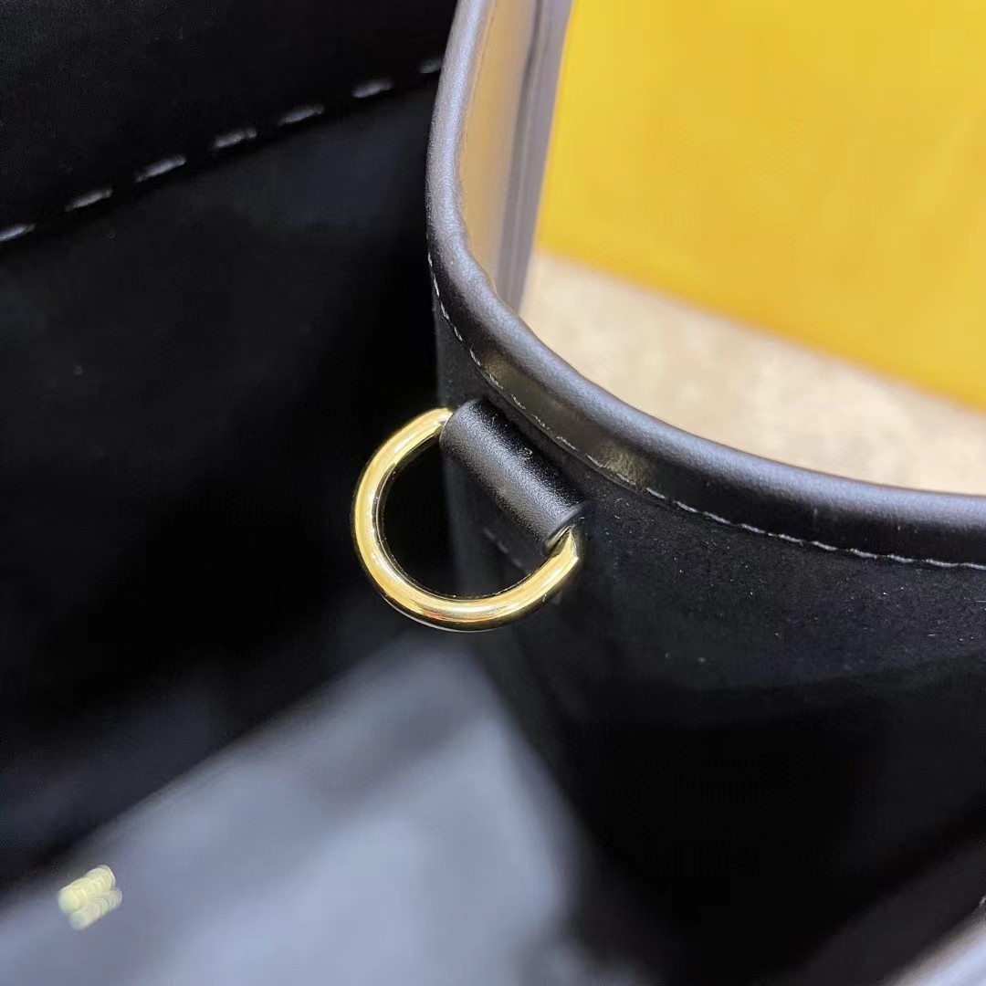 Fendi Sunshine Medium Beige Canvas Bag(40.5-35-21.5cm) - DopestKickz