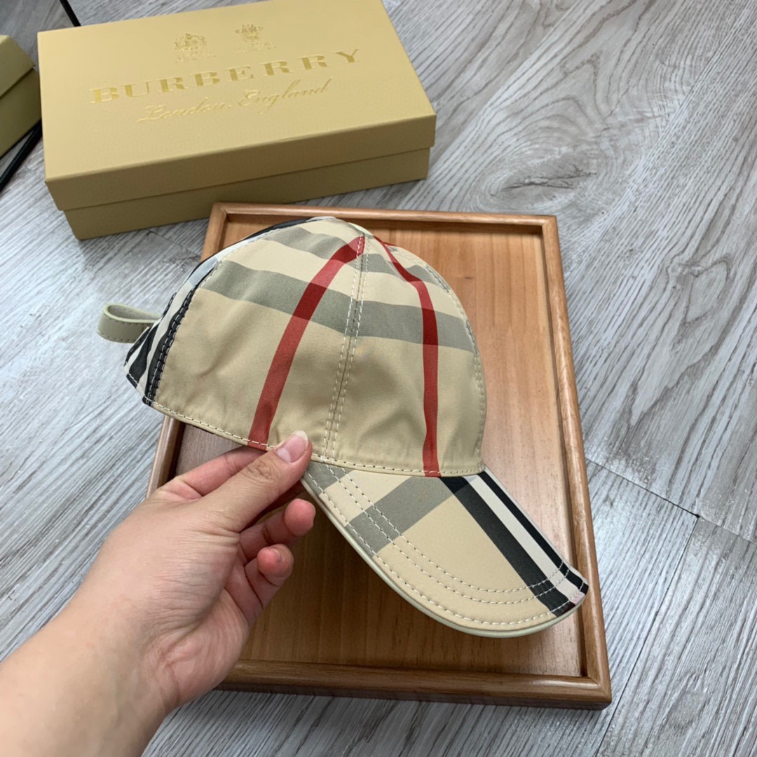 Burberry Vintage Check And Icon Stripe Baseball Cap - DopestKickz