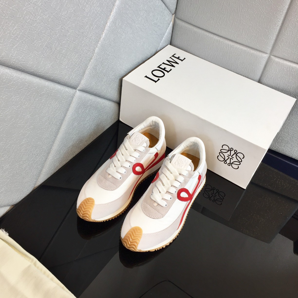 Loewe Flow Runner In Calfskin - DopestKickz