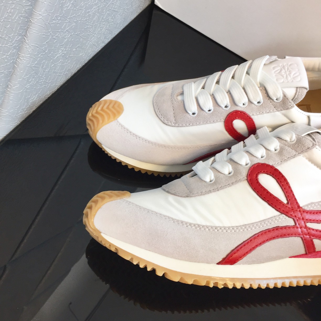 Loewe Flow Runner In Calfskin - DopestKickz