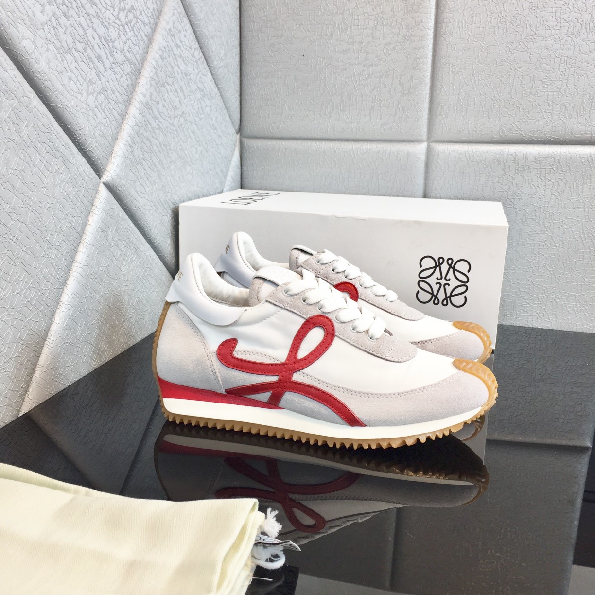 Loewe Flow Runner In Calfskin - DopestKickz