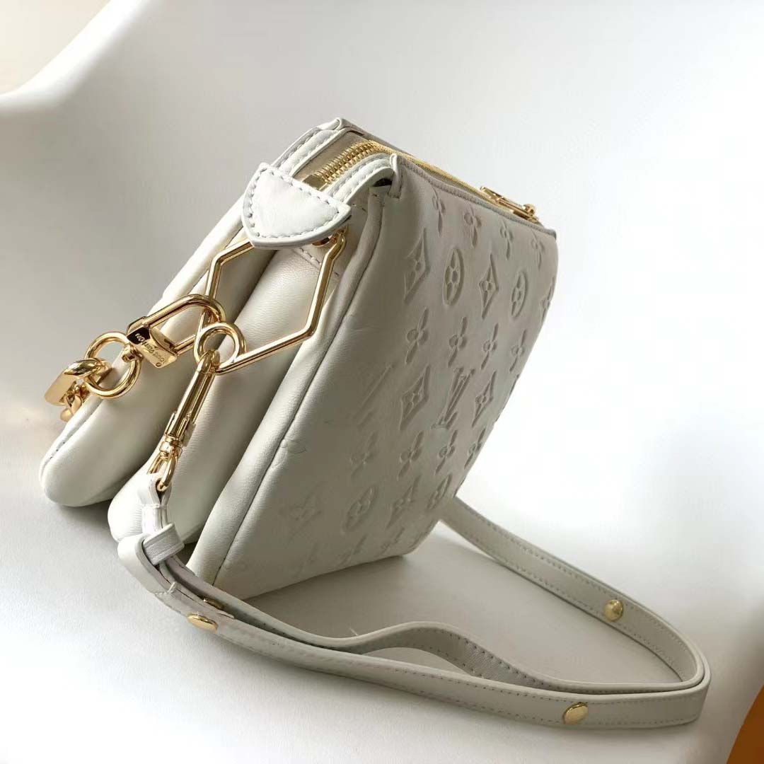 Louis Vuitton Coussin BB Handbag(21-16-7cm)  M20770 - DopestKickz