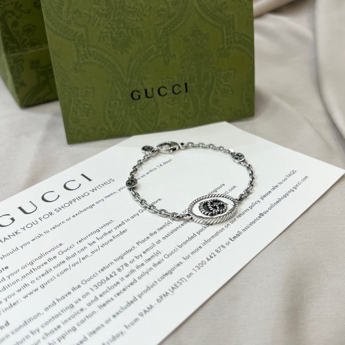 Gucci Double G Bracelet - DopestKickz