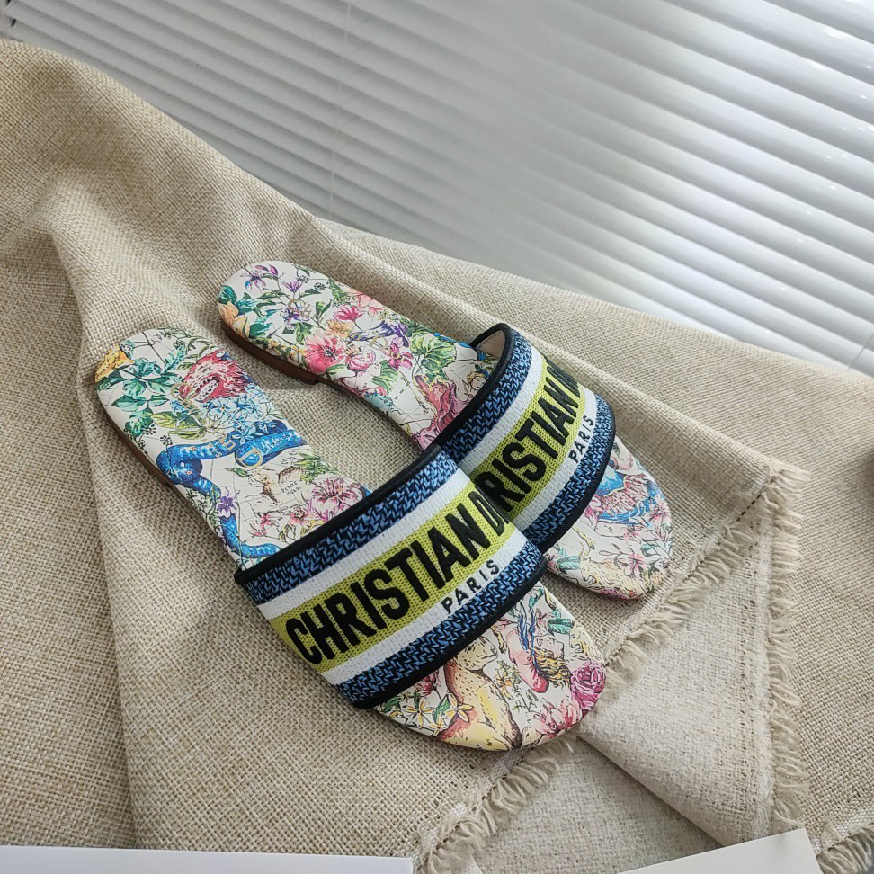 Dior Black Multicolor Embroidered Cotton With D-Constellation Motif Dway Slide - DopestKickz