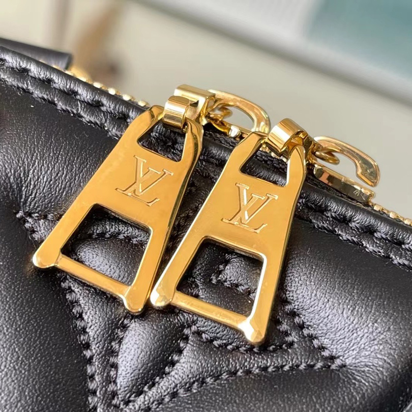 Louis Vuitton Alma BB Handbag(24.5-18-12CM)  M59793 - DopestKickz