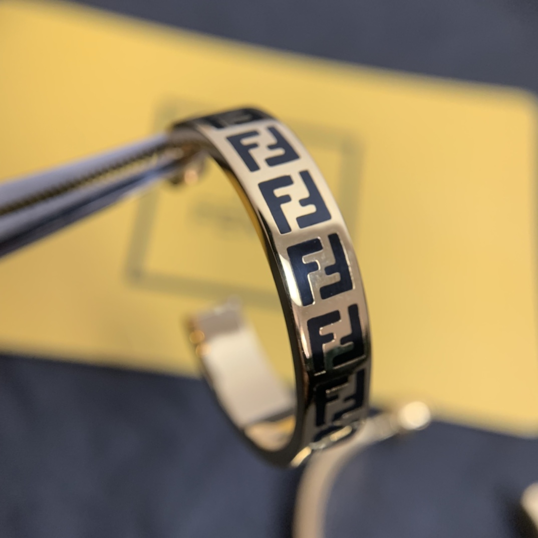 Fendi Forever Fendi Gold-Coloured Earrings - DopestKickz